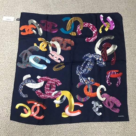 CHANEL Accessories - CHANEL 100% Silk CC Square Scarf